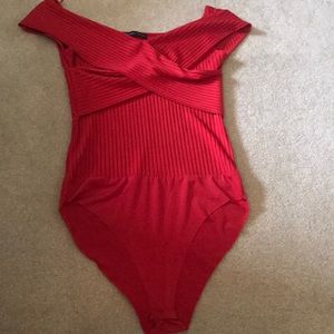 red zara ribbed off the shoulder bodysuit
